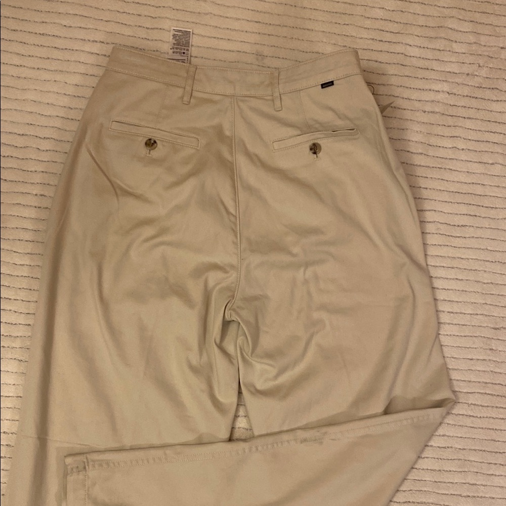 DOCKERS.Classic Tan women’s Pants - Picture 7 of 9